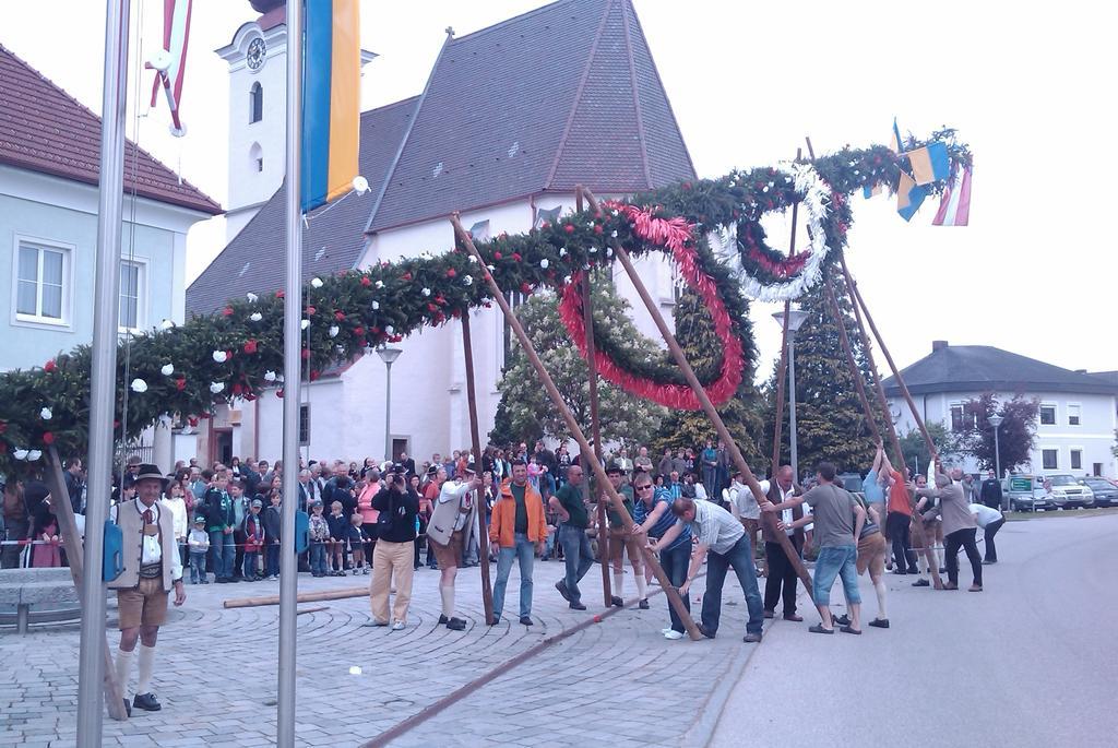 Hotel - Landgasthof Winklehner Sankt Pantaleon  Εξωτερικό φωτογραφία